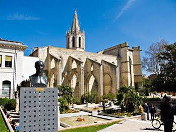 Le Bristol Hotel 4*